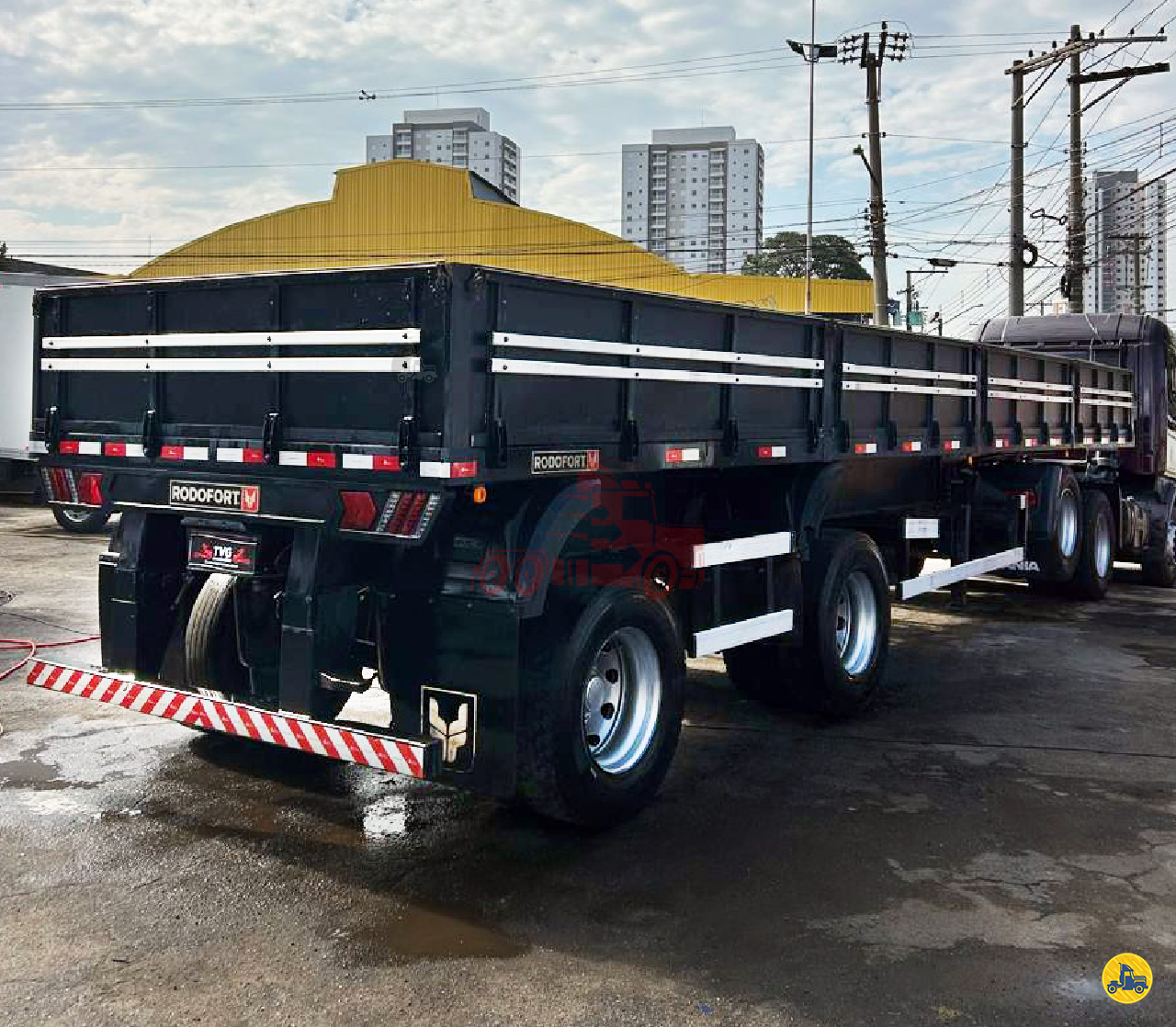 CARRETA SEMI-REBOQUE CARGA SECA TVG Caminhões GUARULHOS SÃO PAULO SP